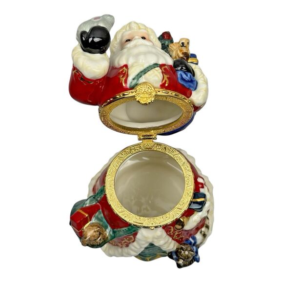 Traditions PORCELAIN CHRISTMAS SANTA & SLEIGH Decorative KEEPSAKE TRINKET BOX - Picture 9 of 16